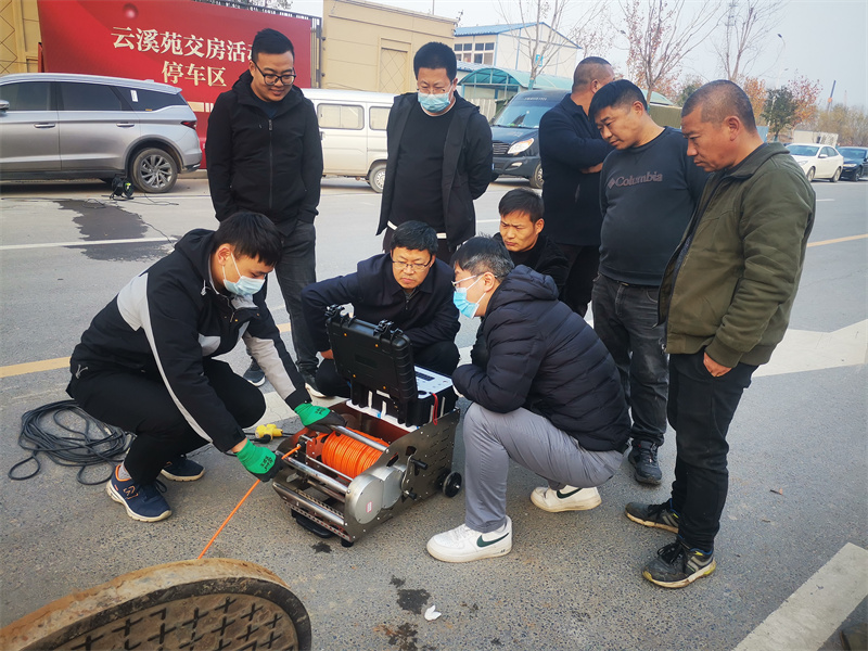 河南管道機(jī)器人價格